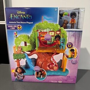 Disney Encanto Antonio Tree House Playset